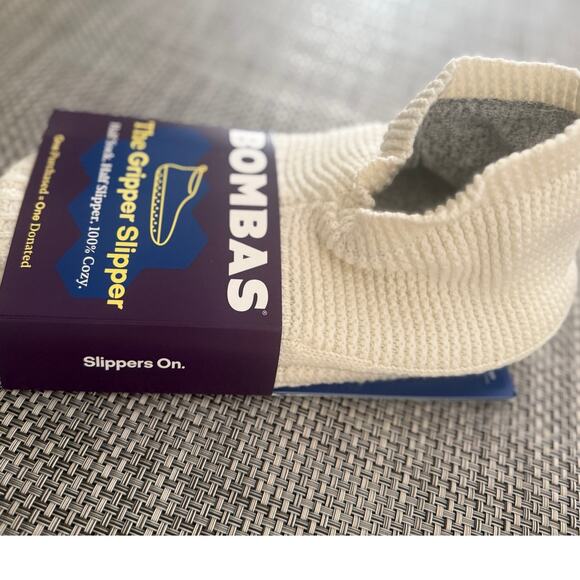 BOMBAS x ANTHROPOLOGIE NWT Waffle Knit Gripper Slippers Ivory L (12-14) - Picture 3 of 4